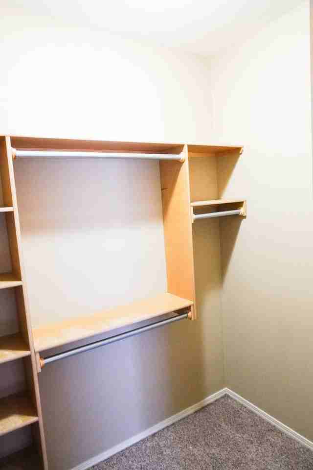 1586 S Goebel St - Photo 2 of 19