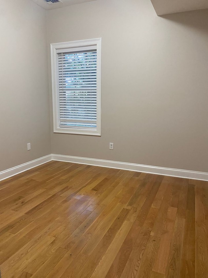 4801 North Main street - Photo 7 of 15