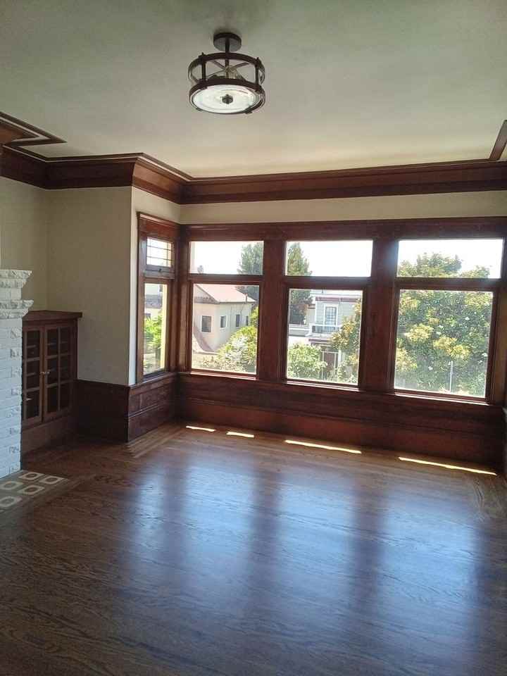 Capitol - Photo 3 of 37