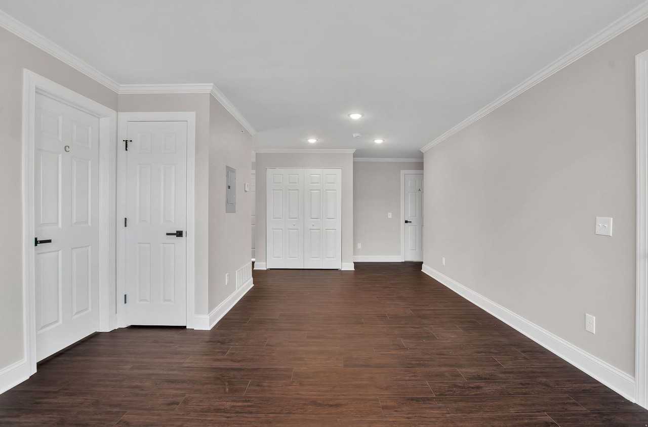 661-2071 - Photo 6 of 50