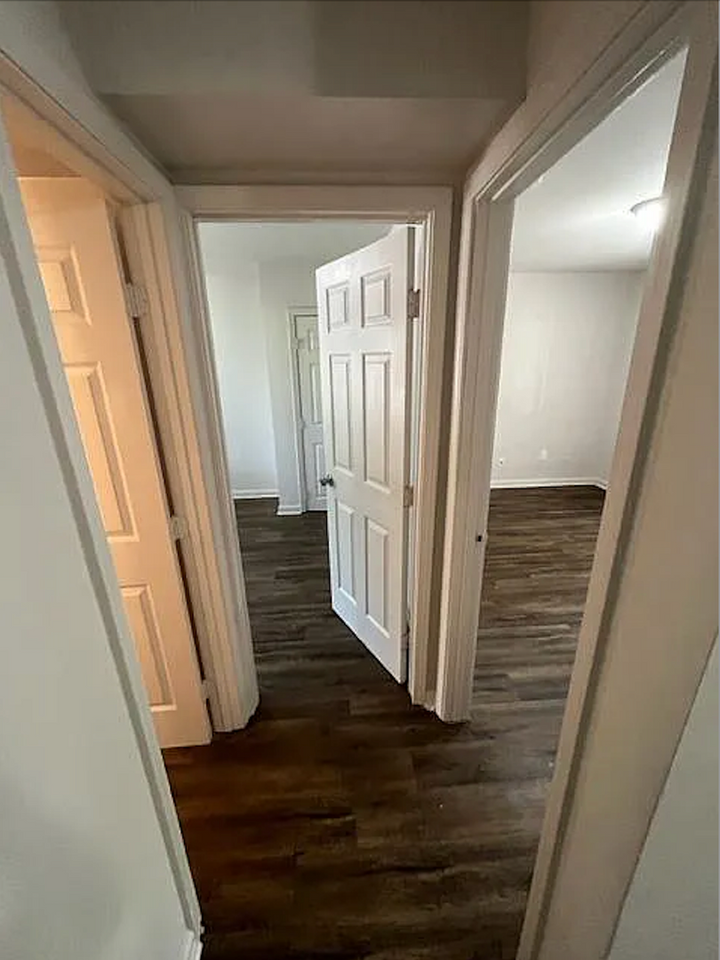 Dwell at the Alcove - Photo 5 of 26