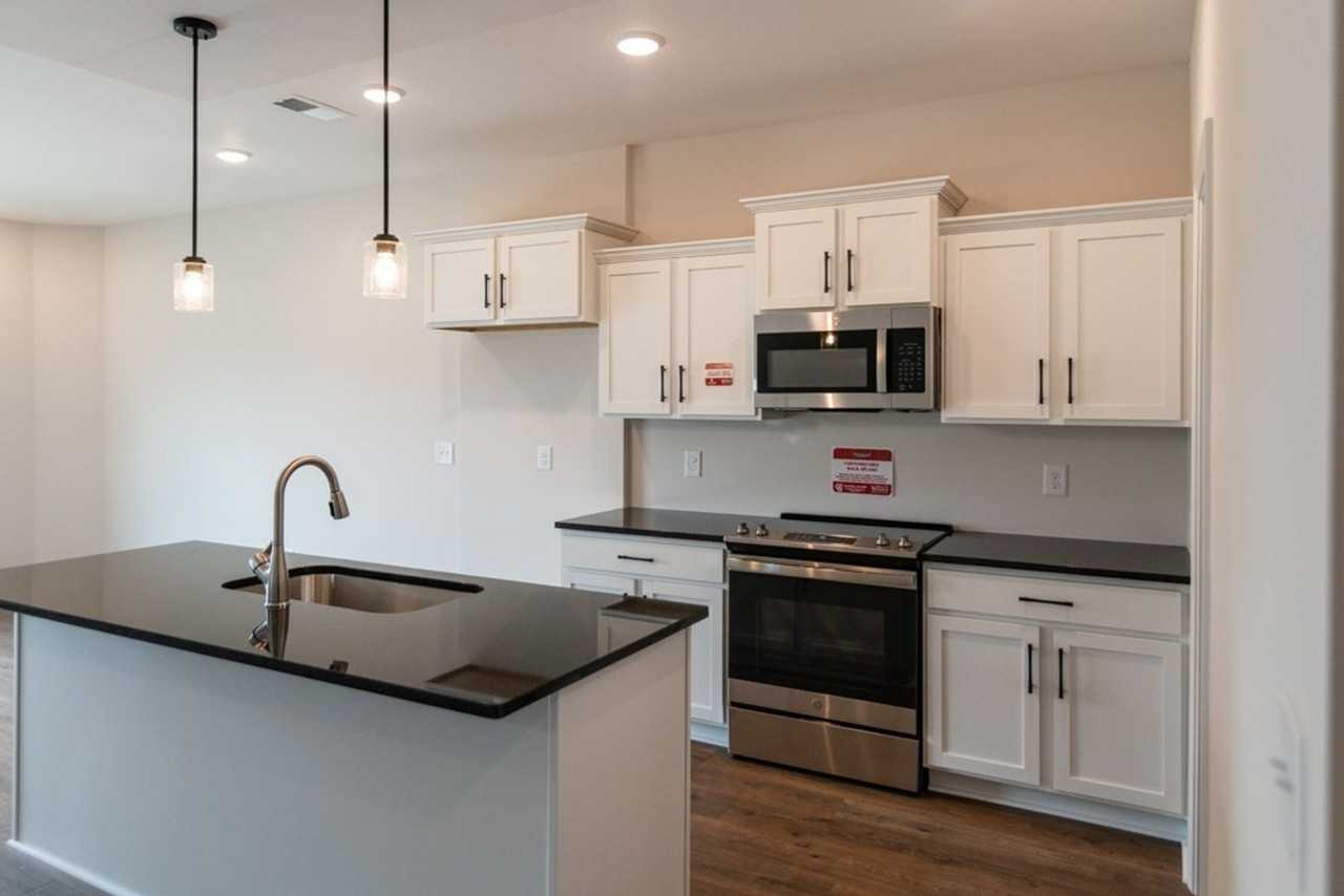 624 Southern Pass Run - Photo 6 of 50