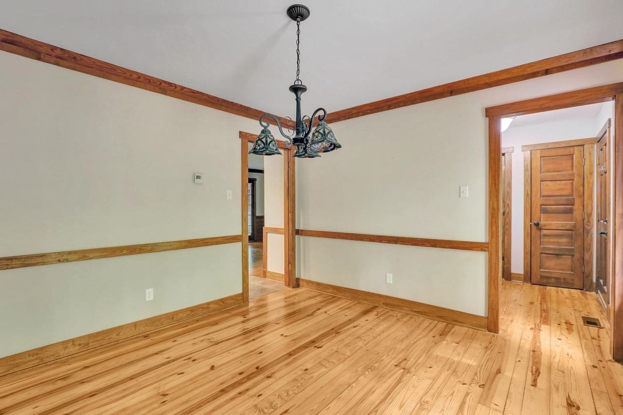 4500 Heritage Woods Ln - Photo 6 of 23