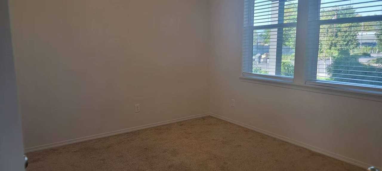 593 Casting St Se - Photo 6 of 16