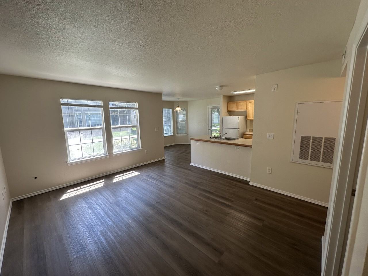 11839 W Cloverbrook Ln - Photo 2 of 28