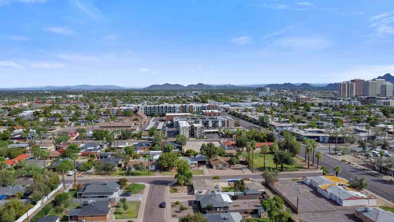 2931 N 8th Ave #1 - Photo 4 of 38