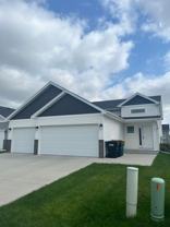 946 Albert Dr W - Photo 1 of 1