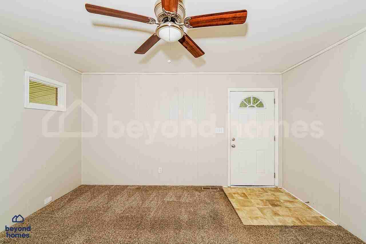 1225 Birchwood St - Photo 3 of 28