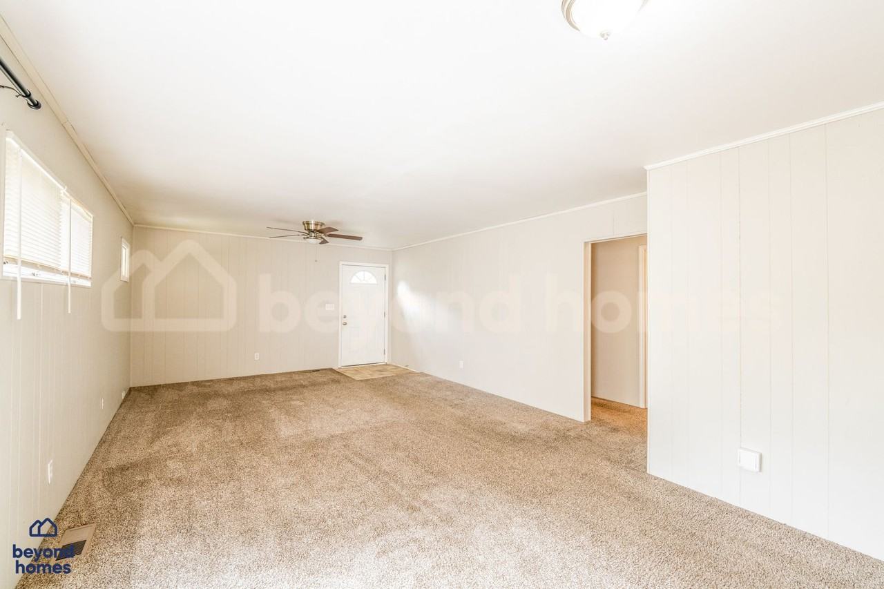 1225 Birchwood St - Photo 5 of 28