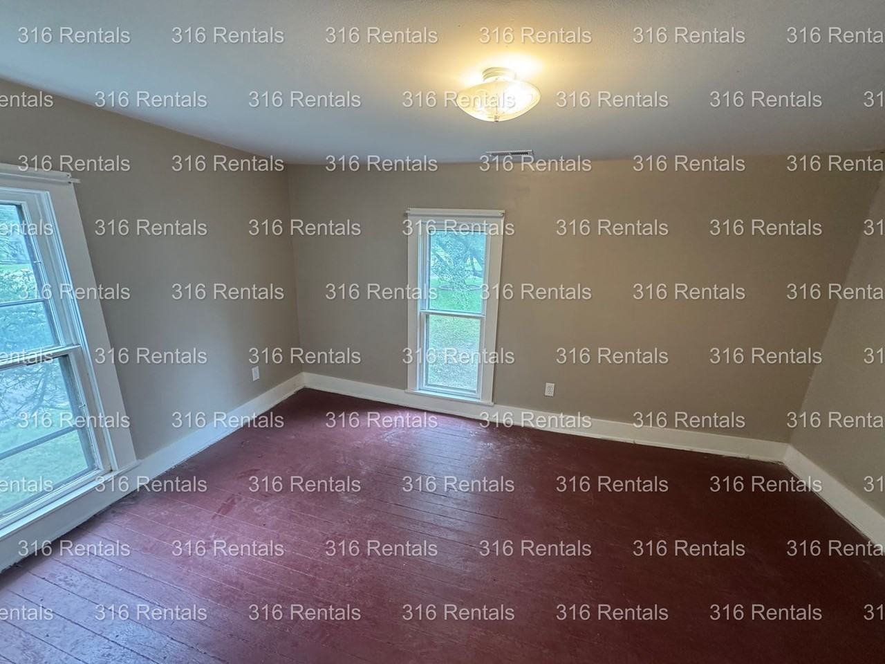 324 W 13th St - Photo 3 of 7
