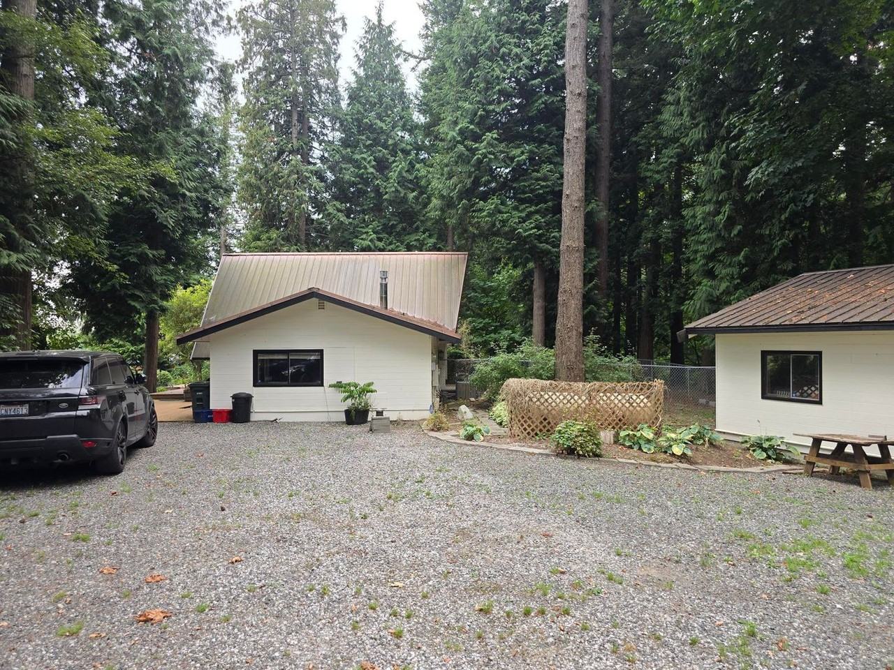3019 Douglas Rd - Photo 2 of 50
