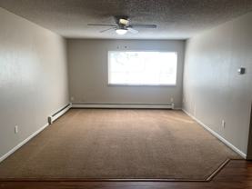 116 Camelot Ct - Photo 1 of 1