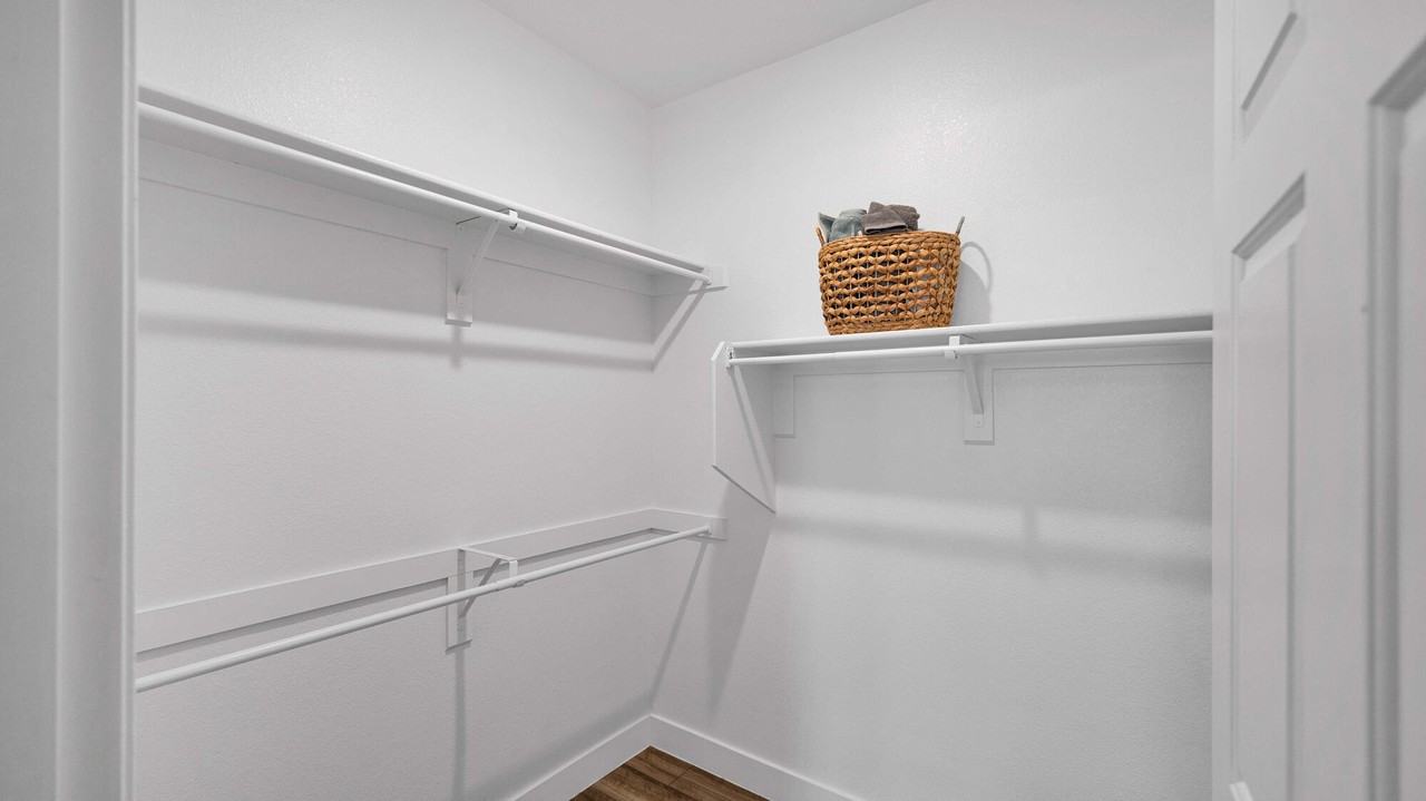 Laguna at Arrowhead Ranch - Photo 6 of 49