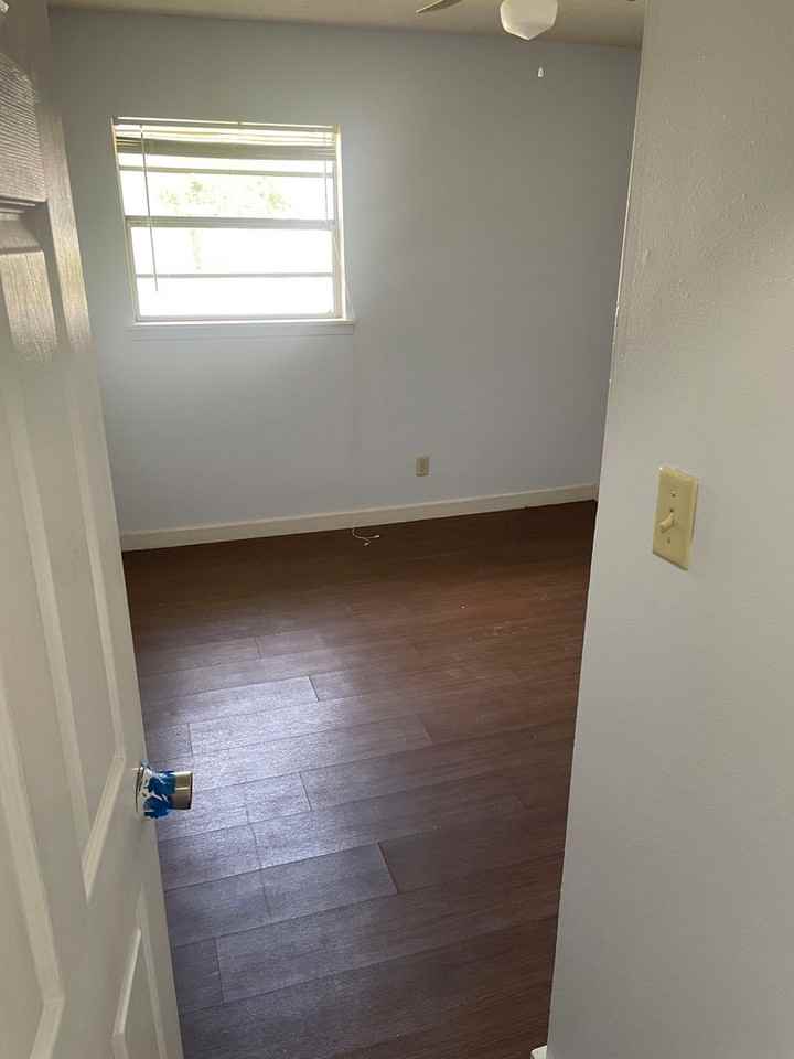 530 Cecil - Photo 6 of 21
