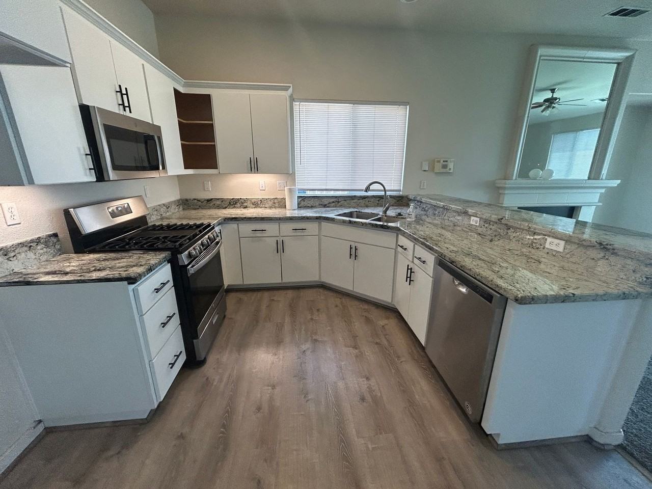 1793 Castle Way - Photo 5 of 21