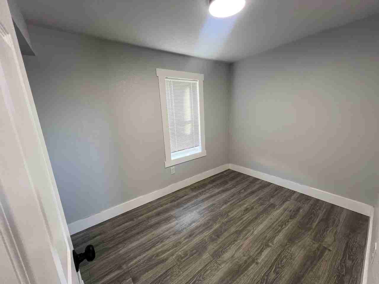 1145 S. Cedar - Photo 4 of 7
