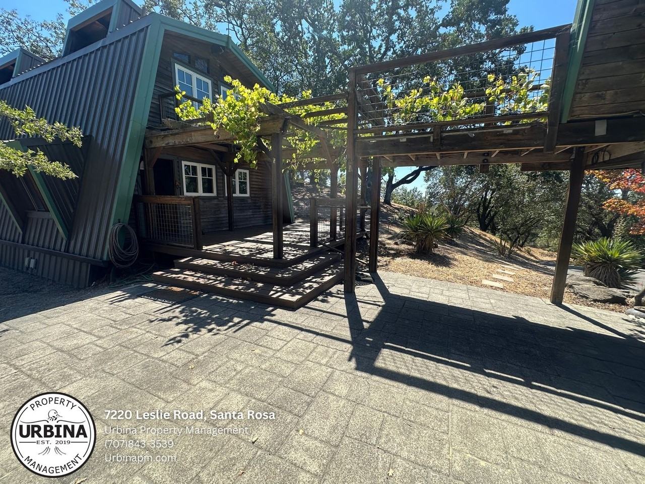 2770 Leslie Road - Photo 3 of 26