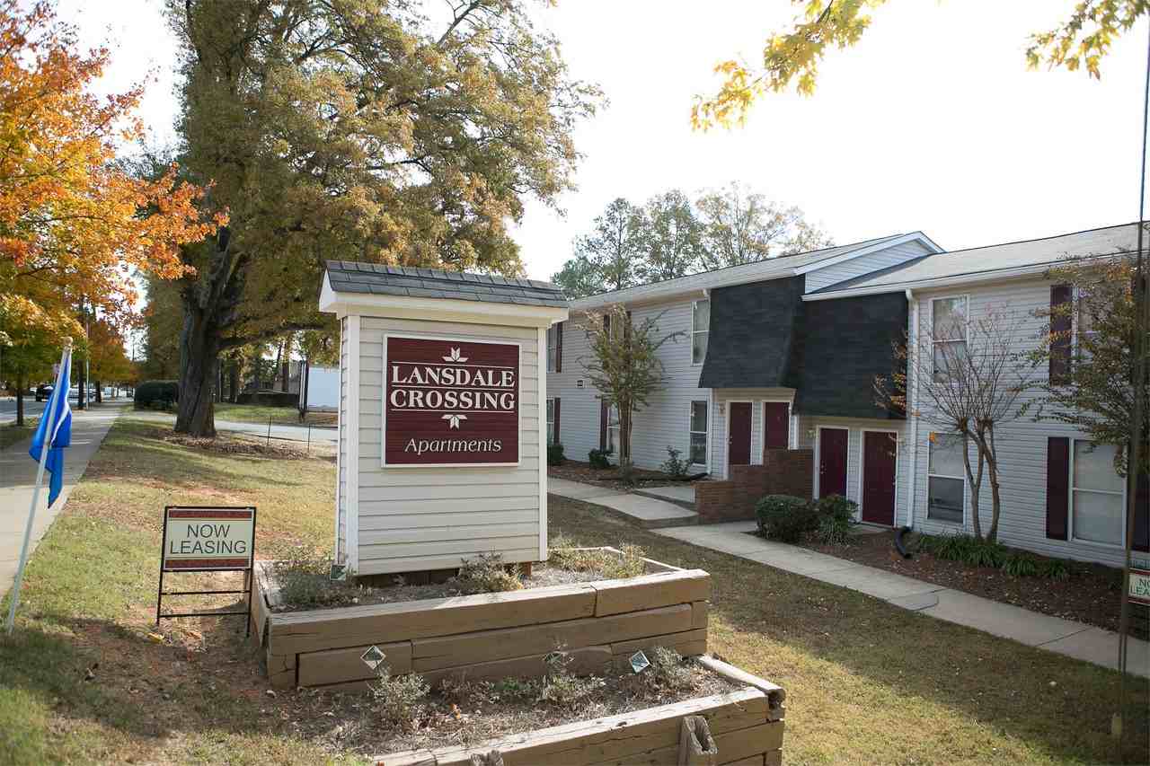 Lansdale Crossing Apartments - Photo 4 of 37