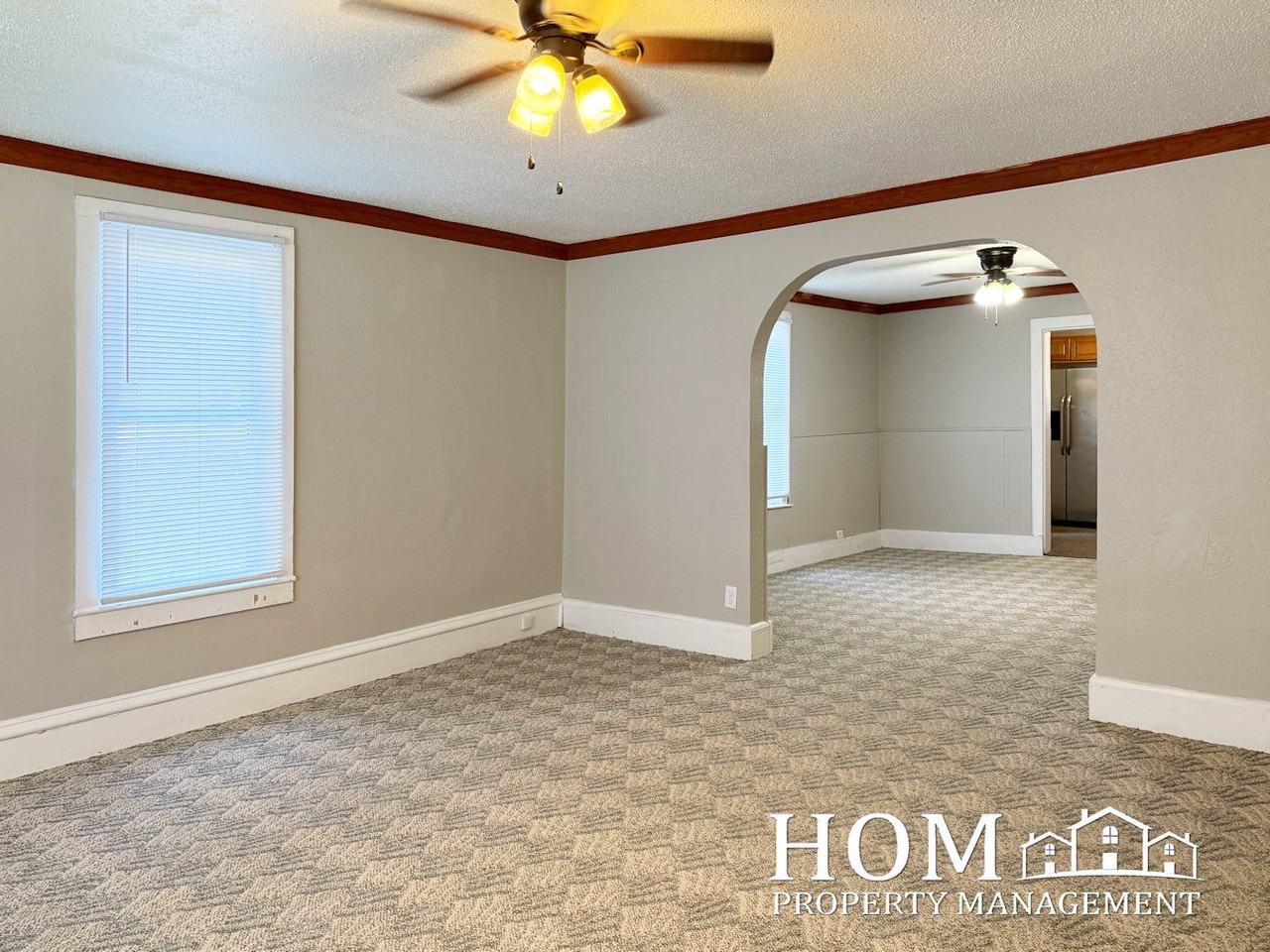 300 Jefferson Avenue - Photo 3 of 20