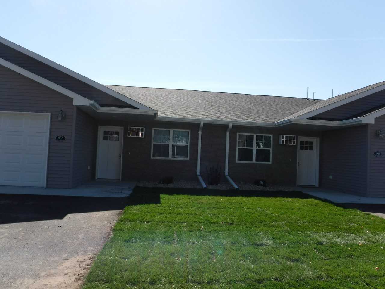 Meadows Townhomes - Photo 2 of 6