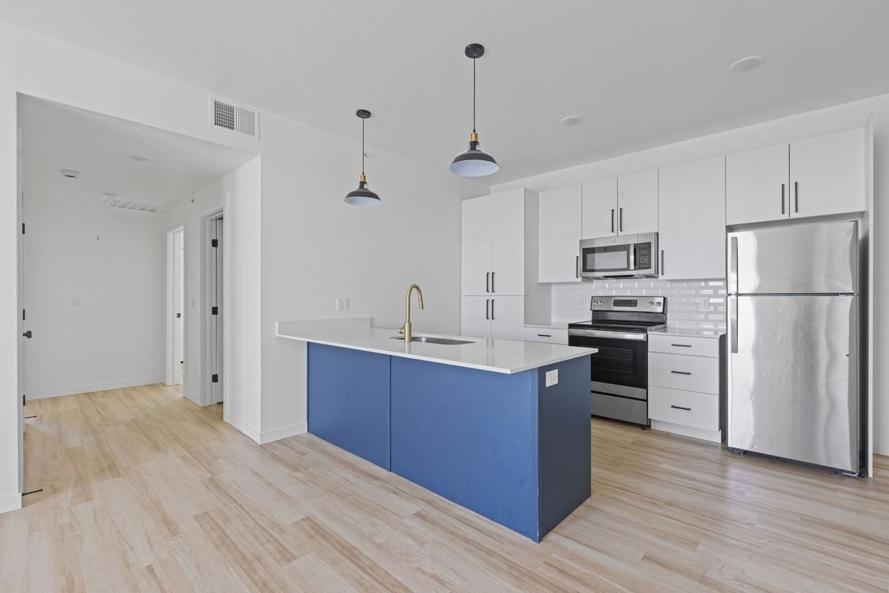 311 E Lorene St #2308 - Photo 7 of 34