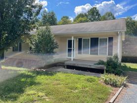 876 Sourwood Dr - Photo 1 of 1