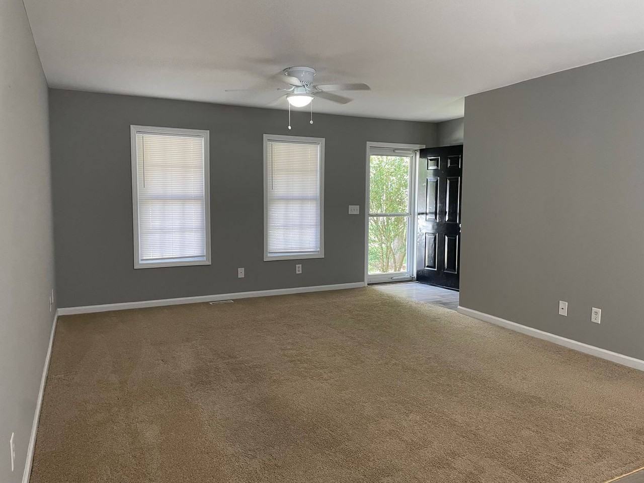 876 Sourwood Dr - Photo 2 of 22