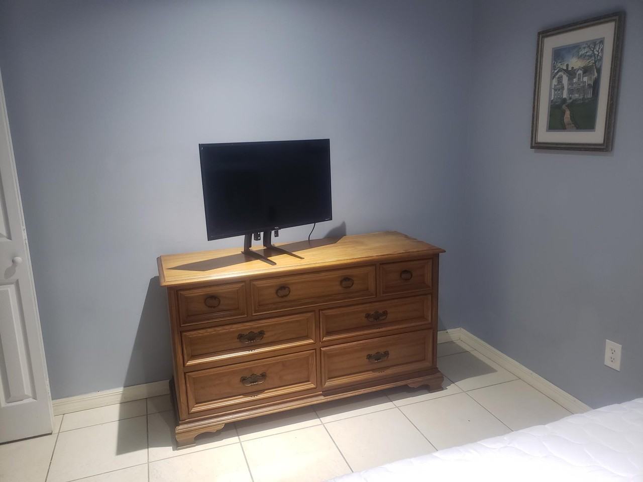 2925 Montclaire Ave Duplex - Photo 2 of 34