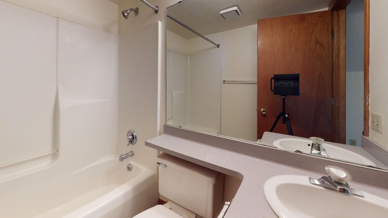 11 East Gilman Street - Photo 4 of 11