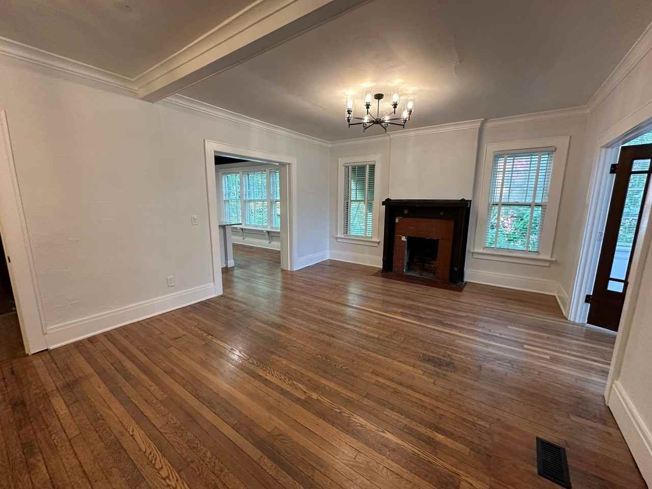 259 E Lane Ave - Photo 4 of 34