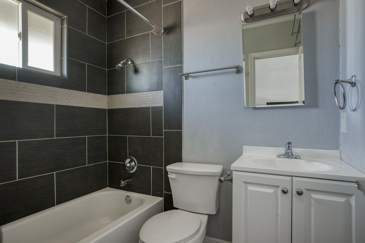 Lucky Star Flats - Photo 4 of 20
