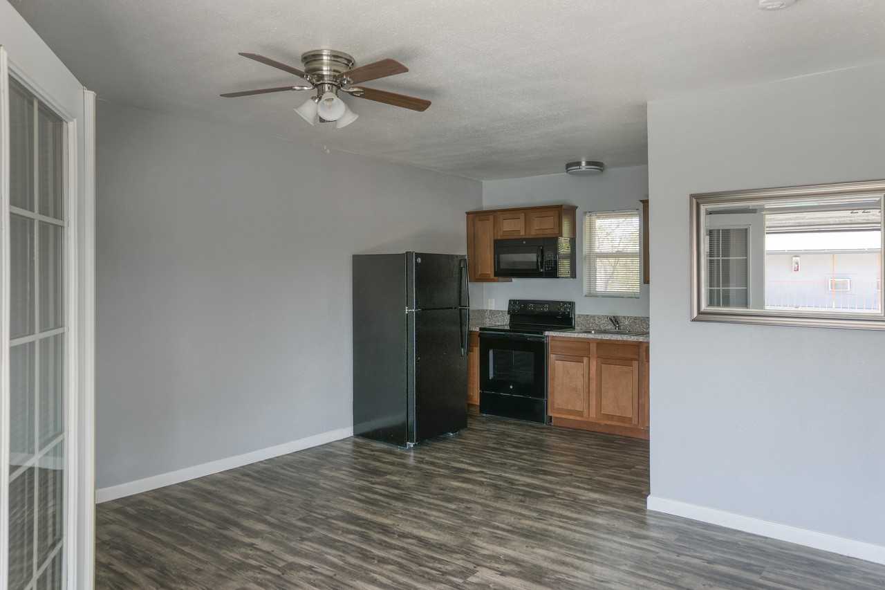 Lucky Star Flats - Photo 5 of 20