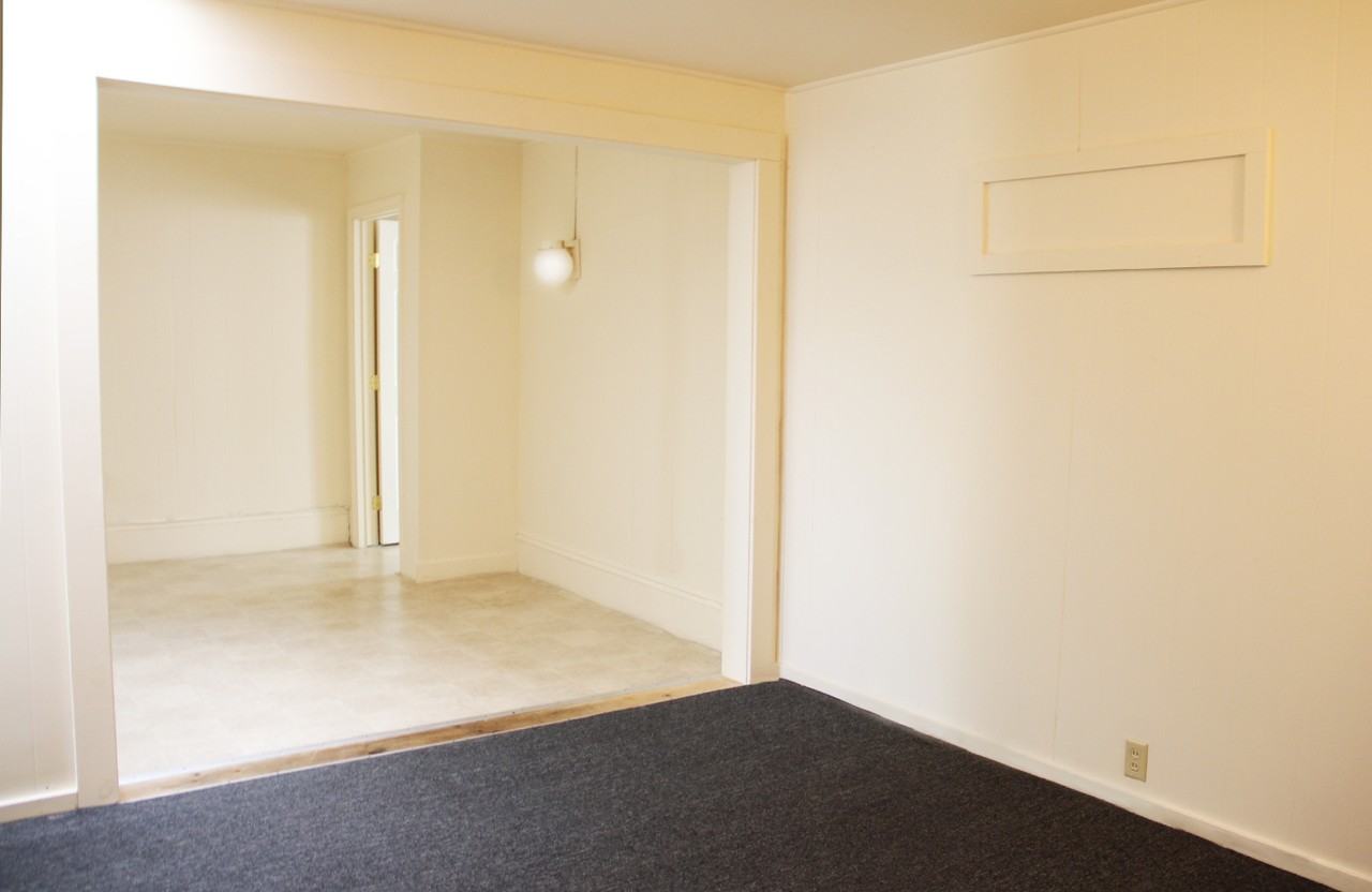 252 North St - Photo 2 of 5