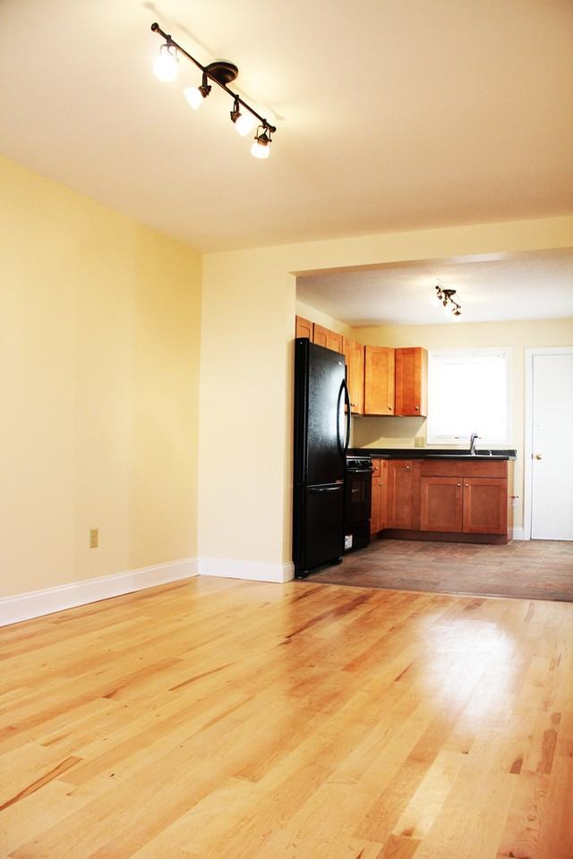 47 Saint Mary Street - Photo 2 of 12