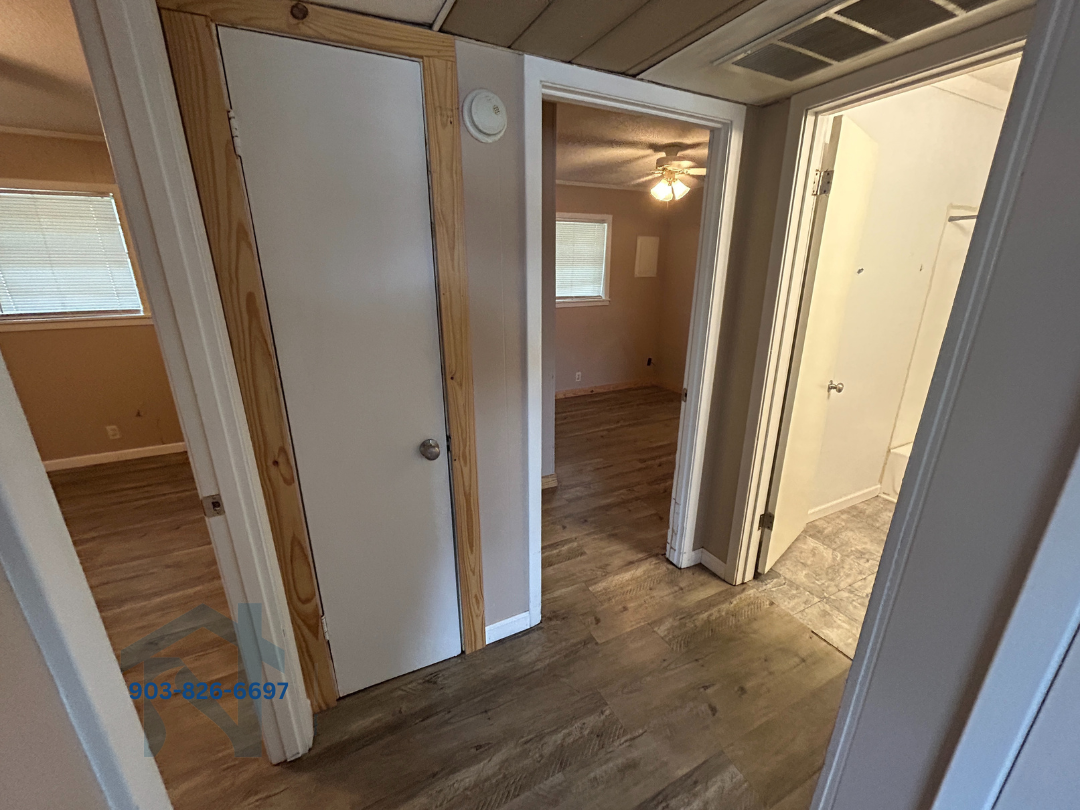 Water Oak 302 Houston Street - Photo 3 of 8