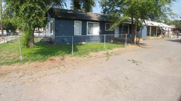 featured image of 2441 Eberlein Ave