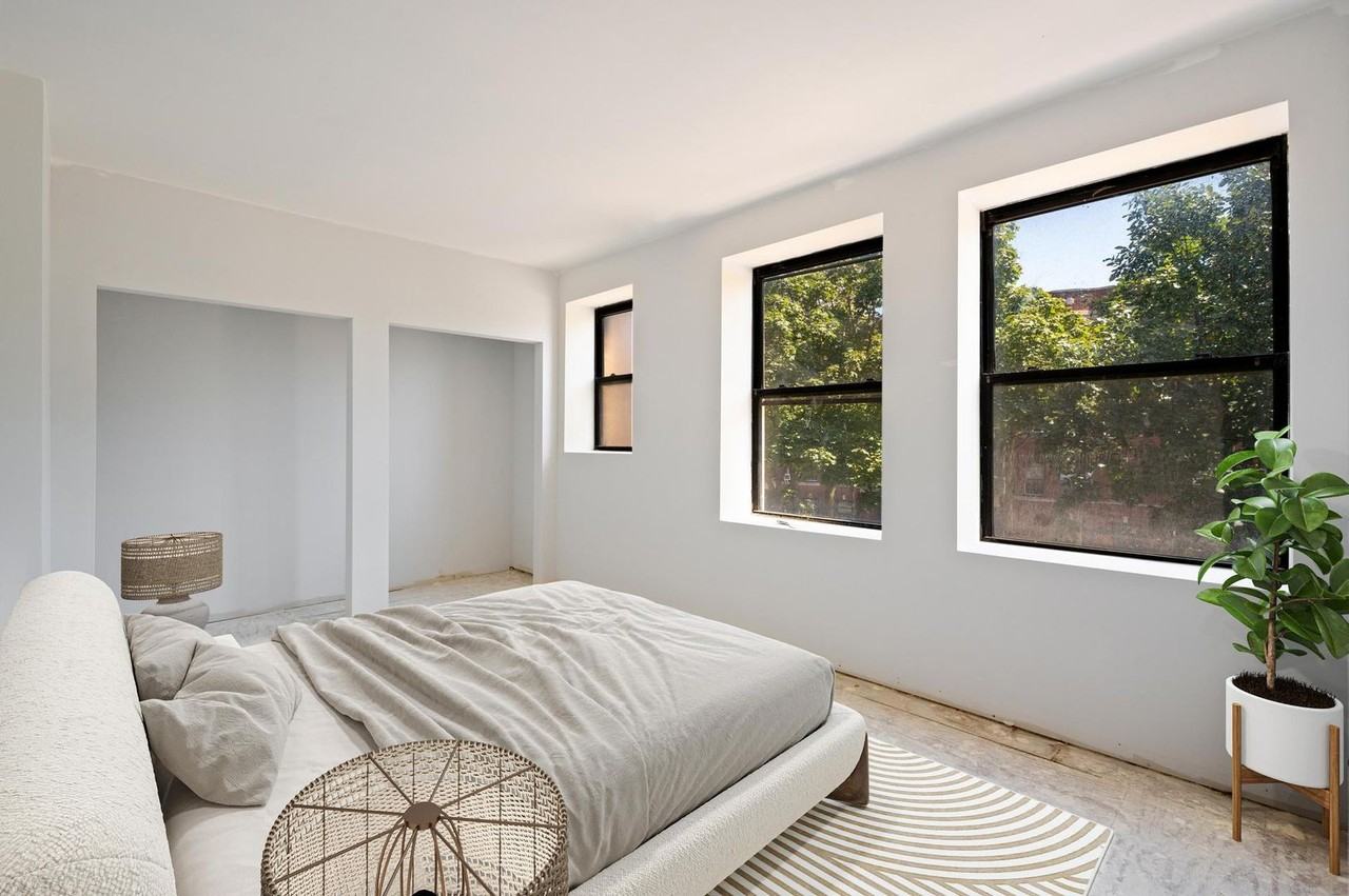 5934 N Winthrop Ave - Photo 7 of 11