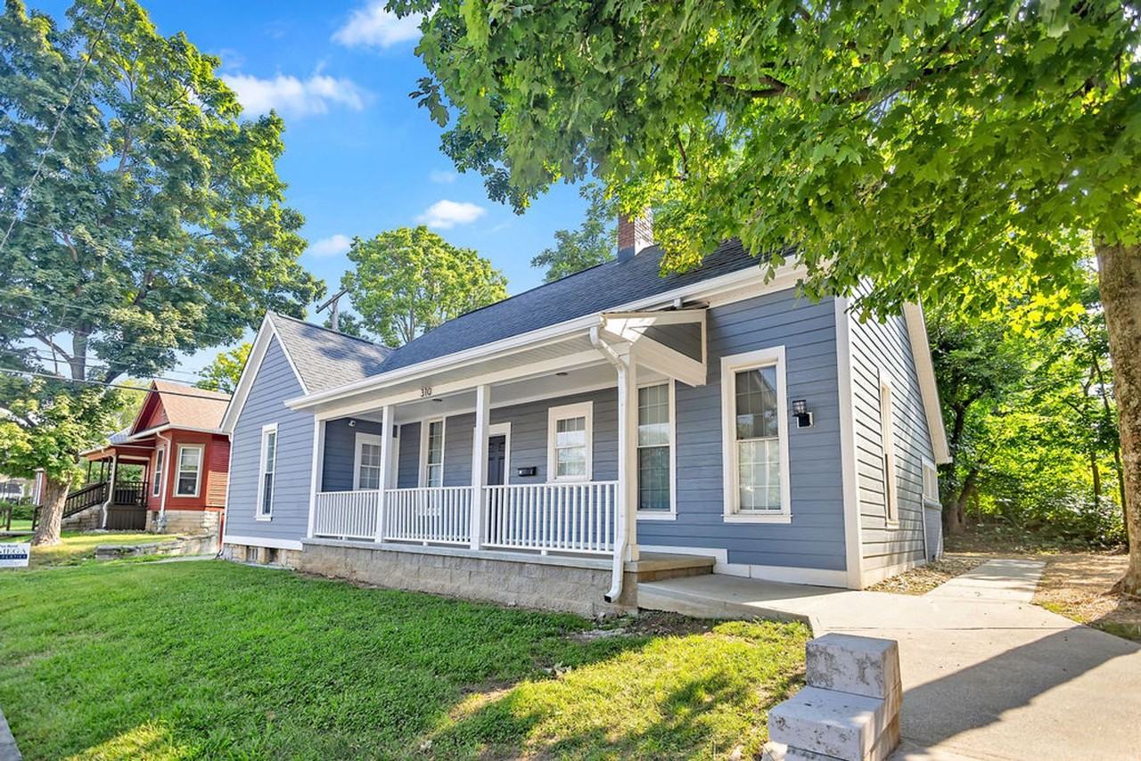 310 N Dunn St - Photo 4 of 15