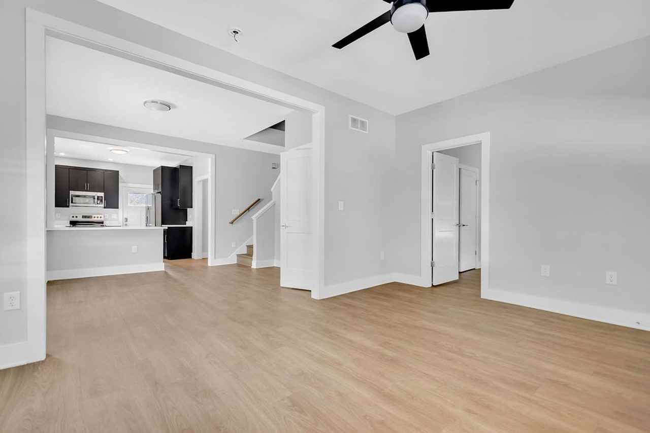 622 North Washington Street - Photo 5 of 16