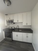 APT LANKERSHIM (RSO) - Photo 1 of 1