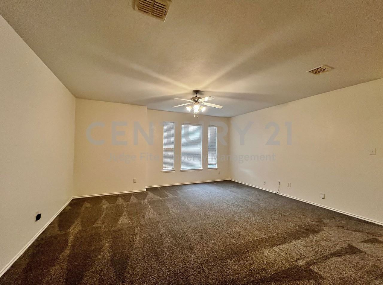 5453 Prairie Lane - Photo 2 of 11