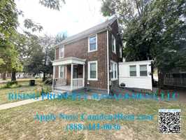 featured image of 2821 N Constitution Rd