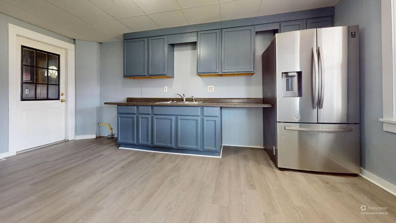 27 E Cook Rd - Photo 3 of 13