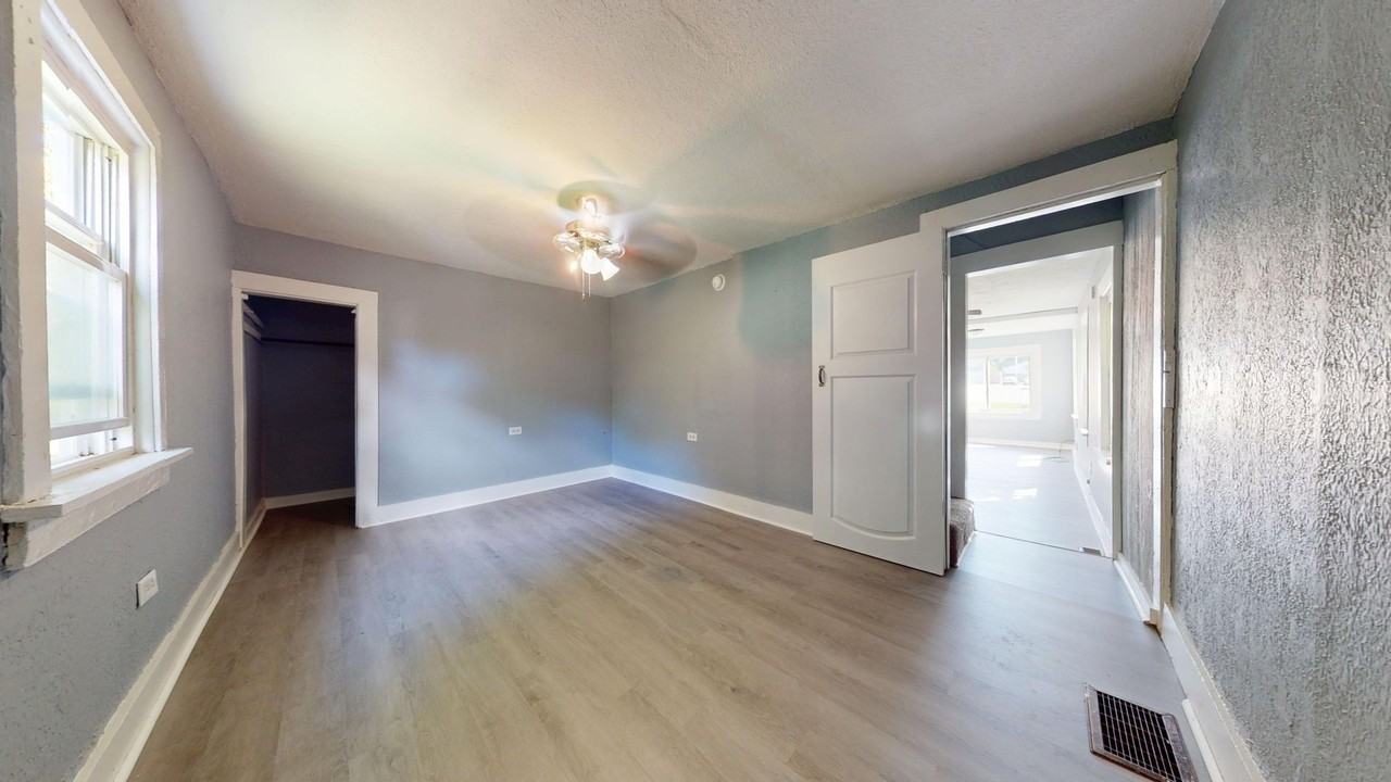 27 E Cook Rd - Photo 5 of 13