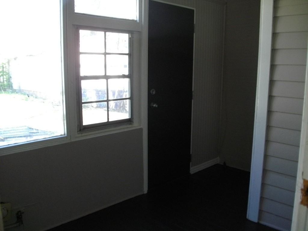 258 Washington St - Photo 5 of 20