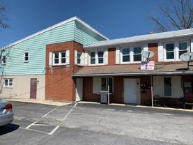 211 N Queen St - Photo 1 of 1