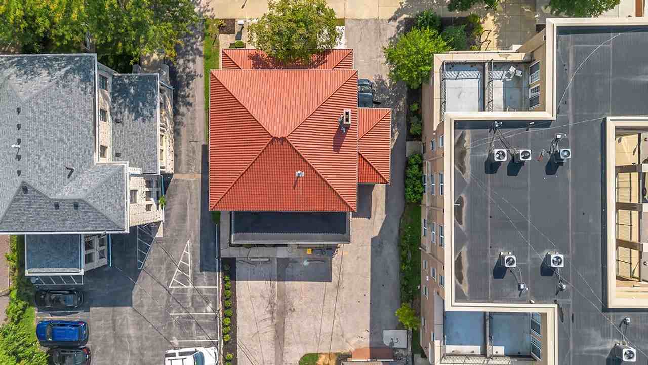 505 North Walnut Street - Photo 5 of 21