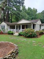 featured image of 4729 Charlton Dr