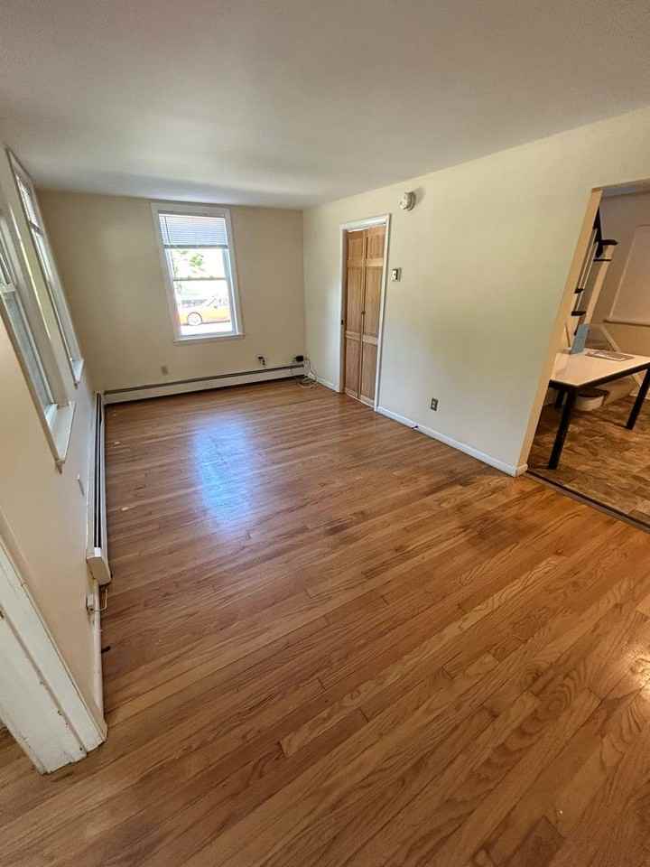 370 North St - Photo 5 of 15