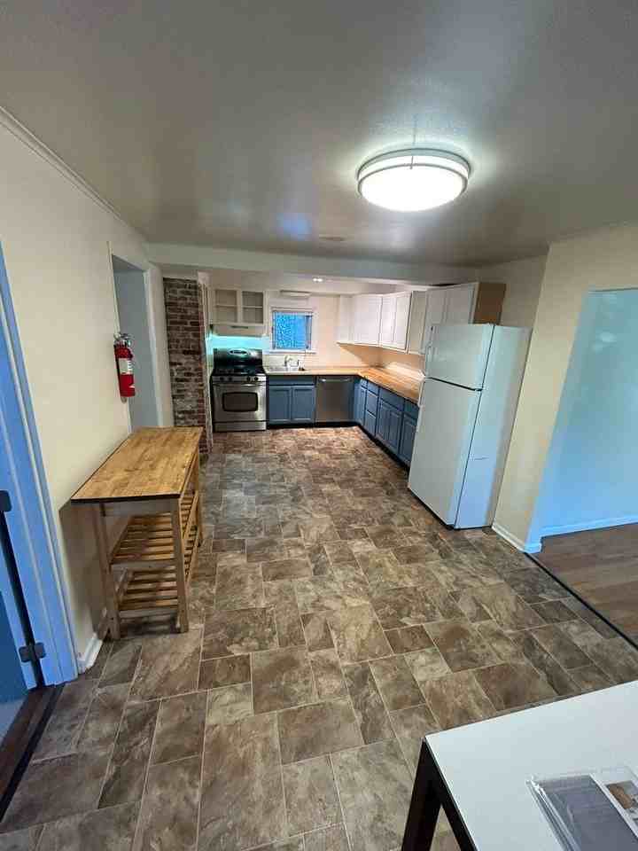 370 North St - Photo 7 of 15